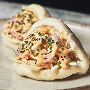 bao 24. Bao vegano de verdura con tofu en tempura