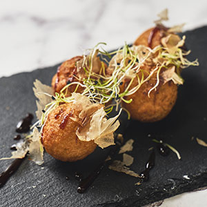 takoyaki 11. Takoyaki de pulpo (4u)